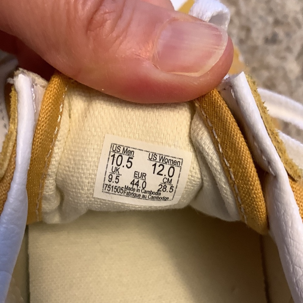 Vans - Picture 4 of 4